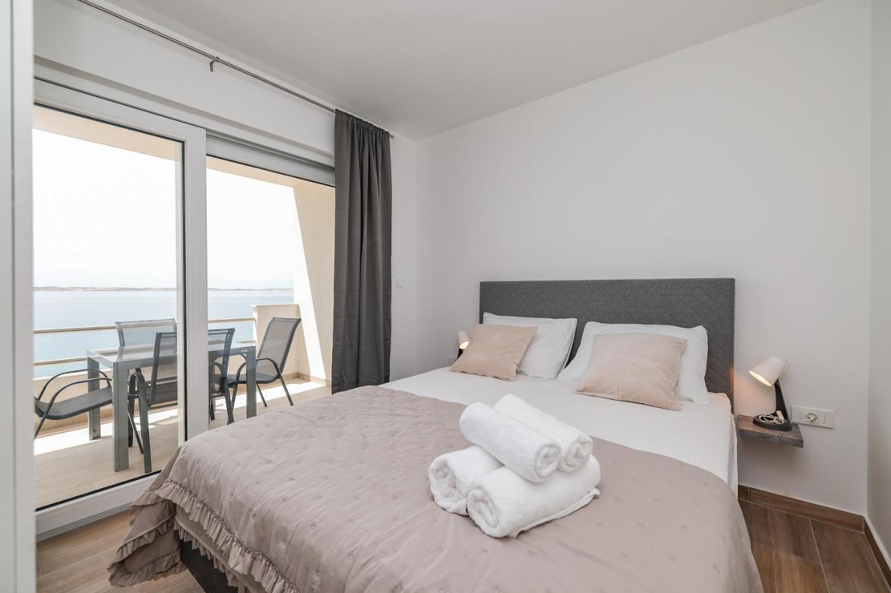 Beachfront Apartments Tic With Seaview Miletici Exterior foto